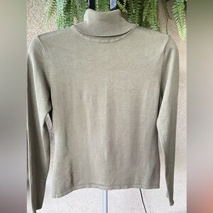 Vintage Carlisle Olive Green Turtleneck Top